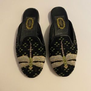 The Larkspur Collection Dragonfly slip on size XS